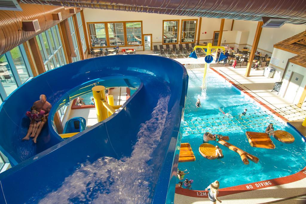 Elkhorn Resort, Spa, And Conference Centre Wasagaming 외부 사진