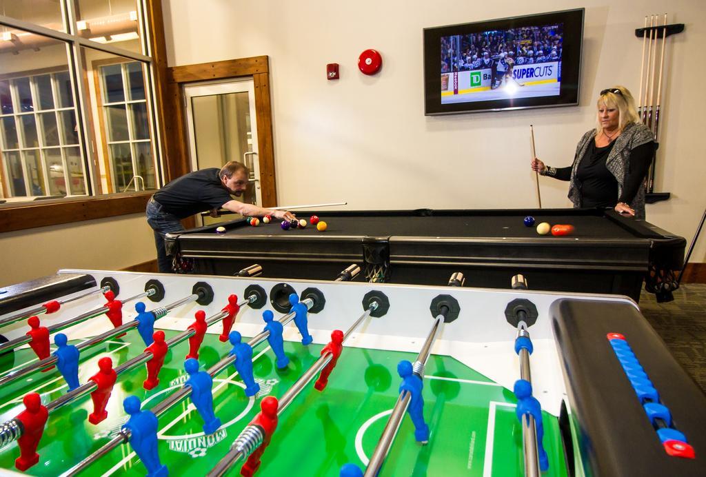 Elkhorn Resort, Spa, And Conference Centre Wasagaming 외부 사진