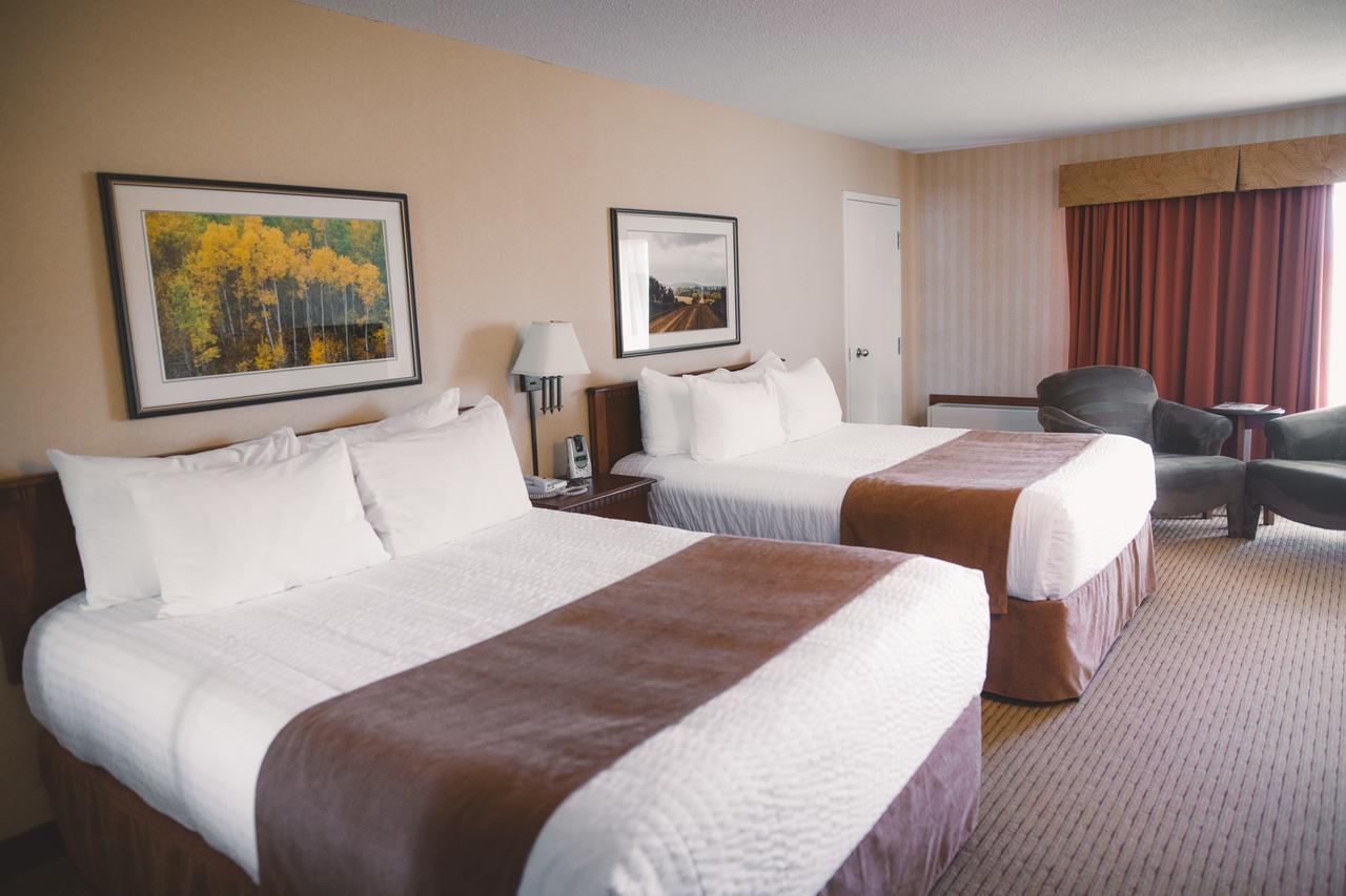 Elkhorn Resort, Spa, And Conference Centre Wasagaming 외부 사진