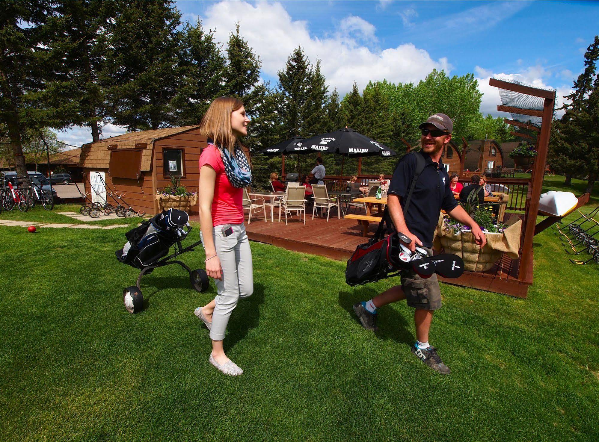 Elkhorn Resort, Spa, And Conference Centre Wasagaming 외부 사진